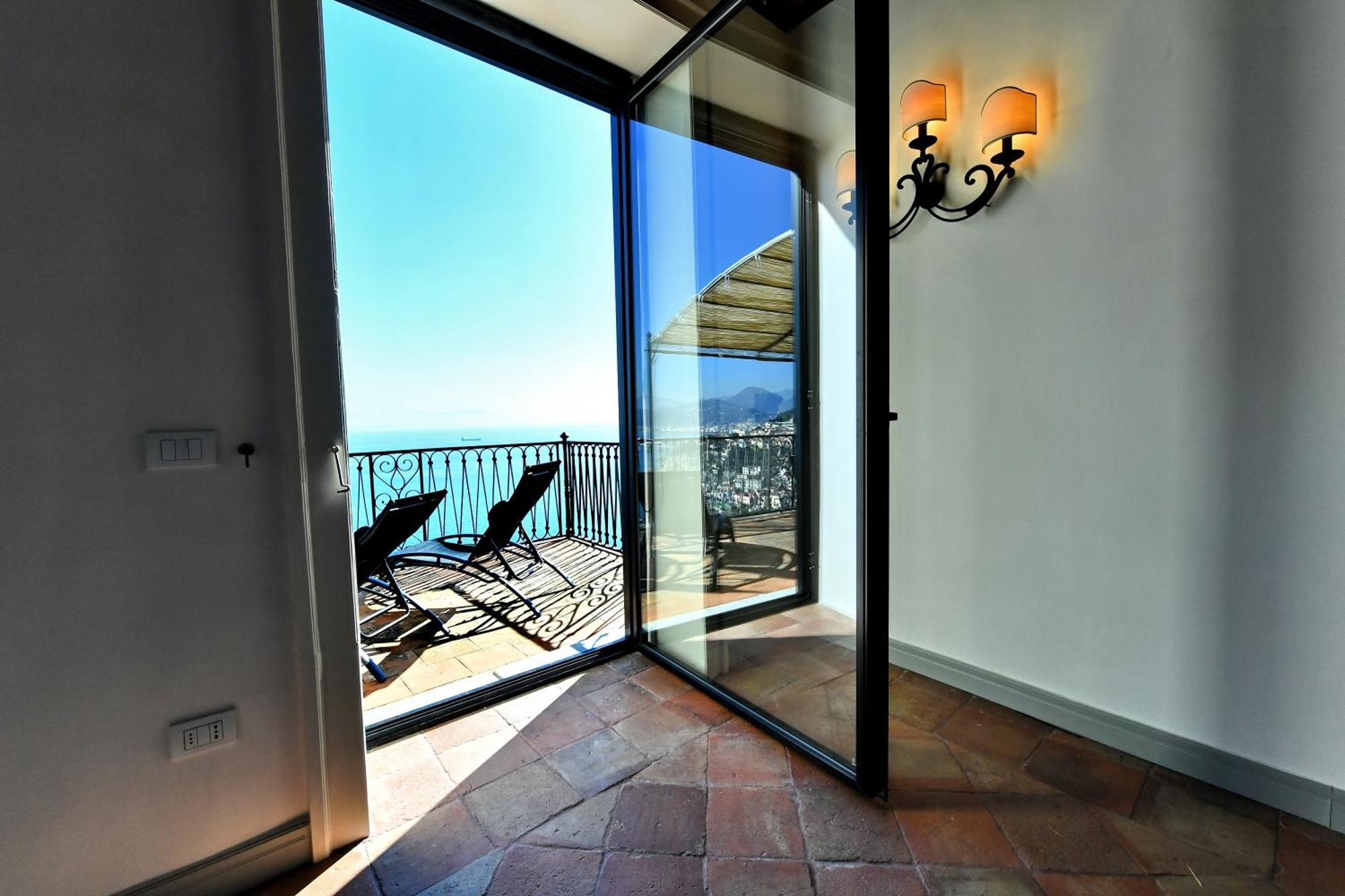 In Costa Relais & Luxury Suites Vietri Extérieur photo